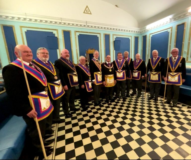 fidelity mark lodge cheshire
